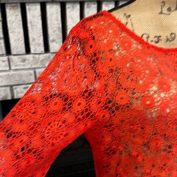 Adiva Womens Floral Crochet Open Knit 3/4 Bell Sleeve Top Red Orange Size Large - Picture 4 of 12
